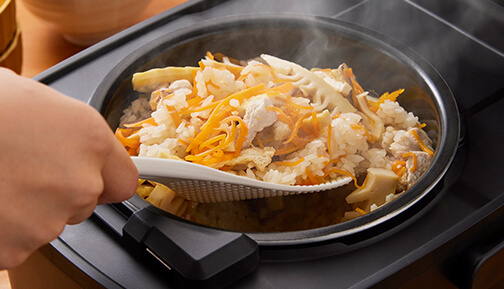 炊飯器・餅つき機 TOSHIBA RC-6ZPXR Amazon | TOSHIBA(東芝) 炊飯器 3.5合 一人暮らし 圧力 IH rice