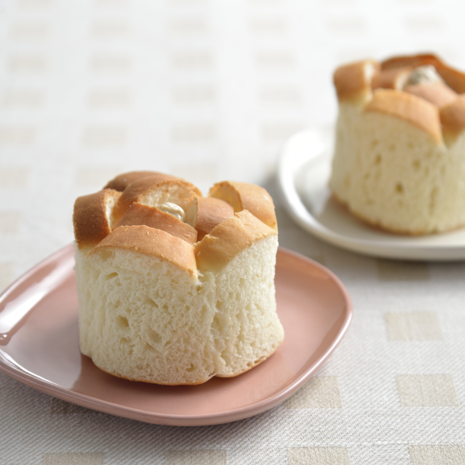 コーヒークリームのバラパン（画像）