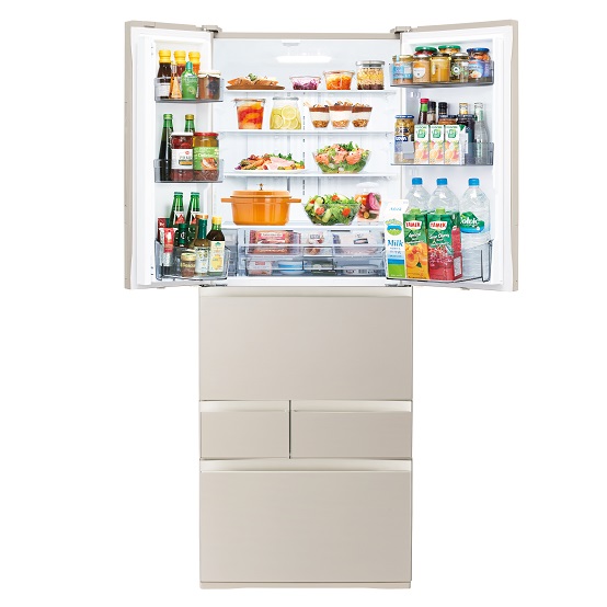GR-W550FH EC色の冷蔵室扉が開いた商品カット