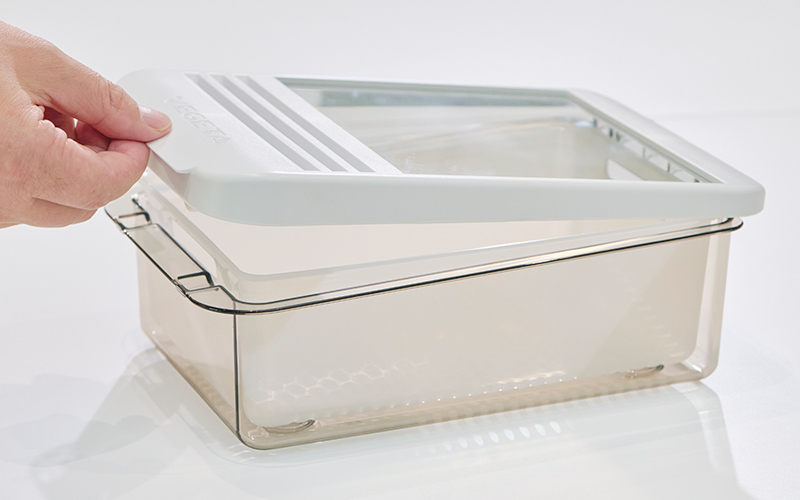 WORKS 冷凍冷蔵庫 - インタビュー風景