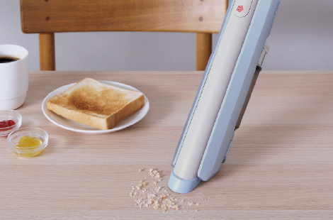東芝コードレス掃除機（クリーナー）　VC-SL55　テーブルの食べ残しなどもサッとお掃除